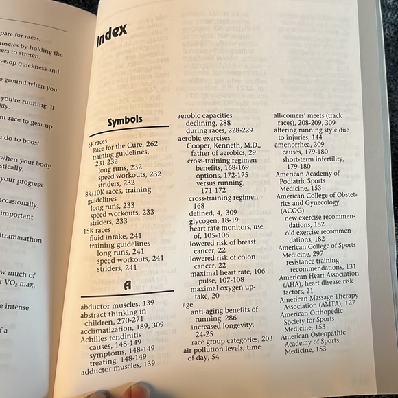 THE COMPLETE IDIOT”S GUIDE JOGGING AND RUNNING PAPER BACK BOOK - Picture 15 of 16